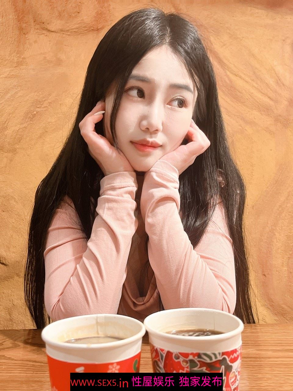 酷爱露出的推特网红[22P]