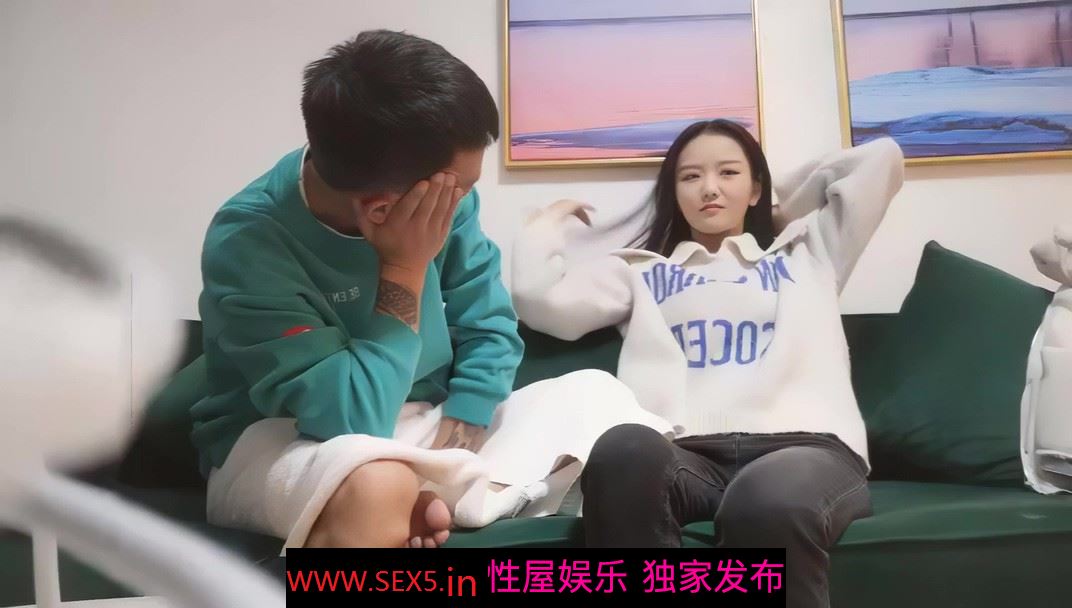超近距离视角拍摄高素质外围妹[MP4/1050MB]