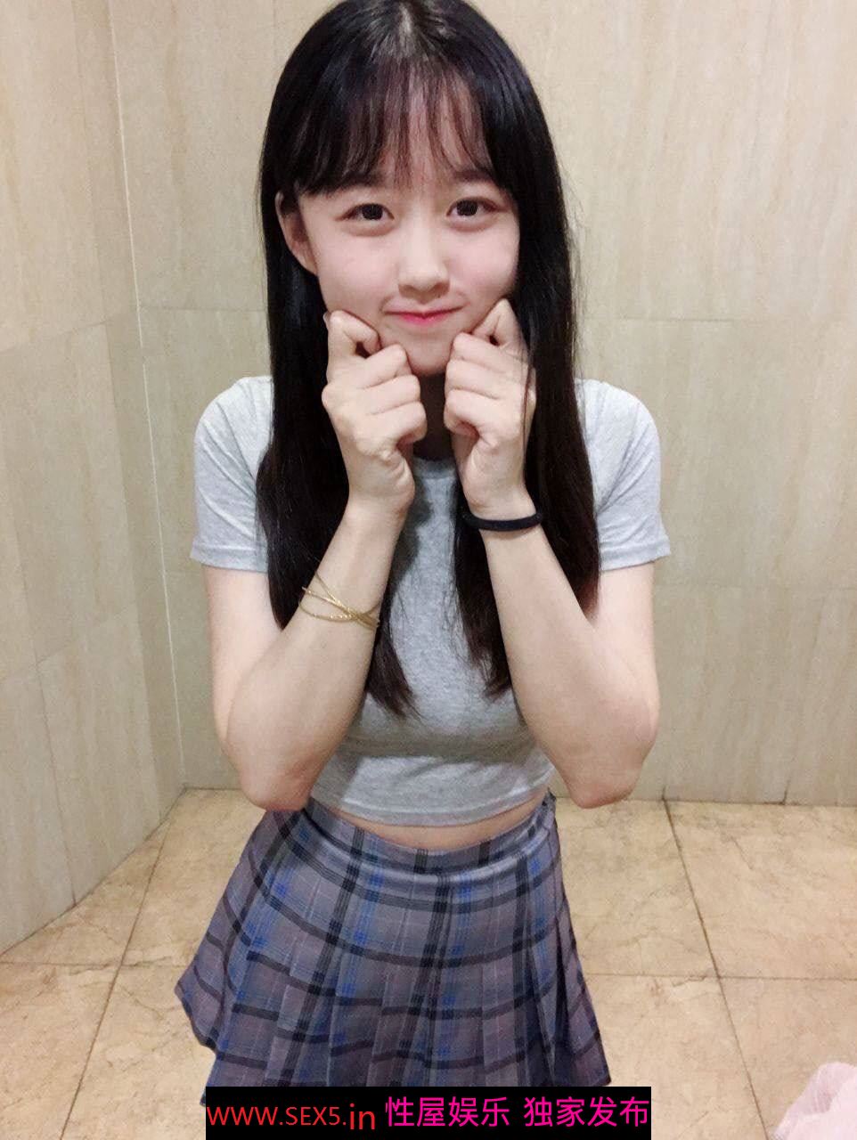 好嫩的百变气质妹子[11P]