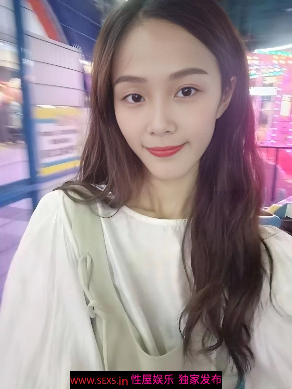 骚浪的人妻少妇很茂密的丛林[10P]