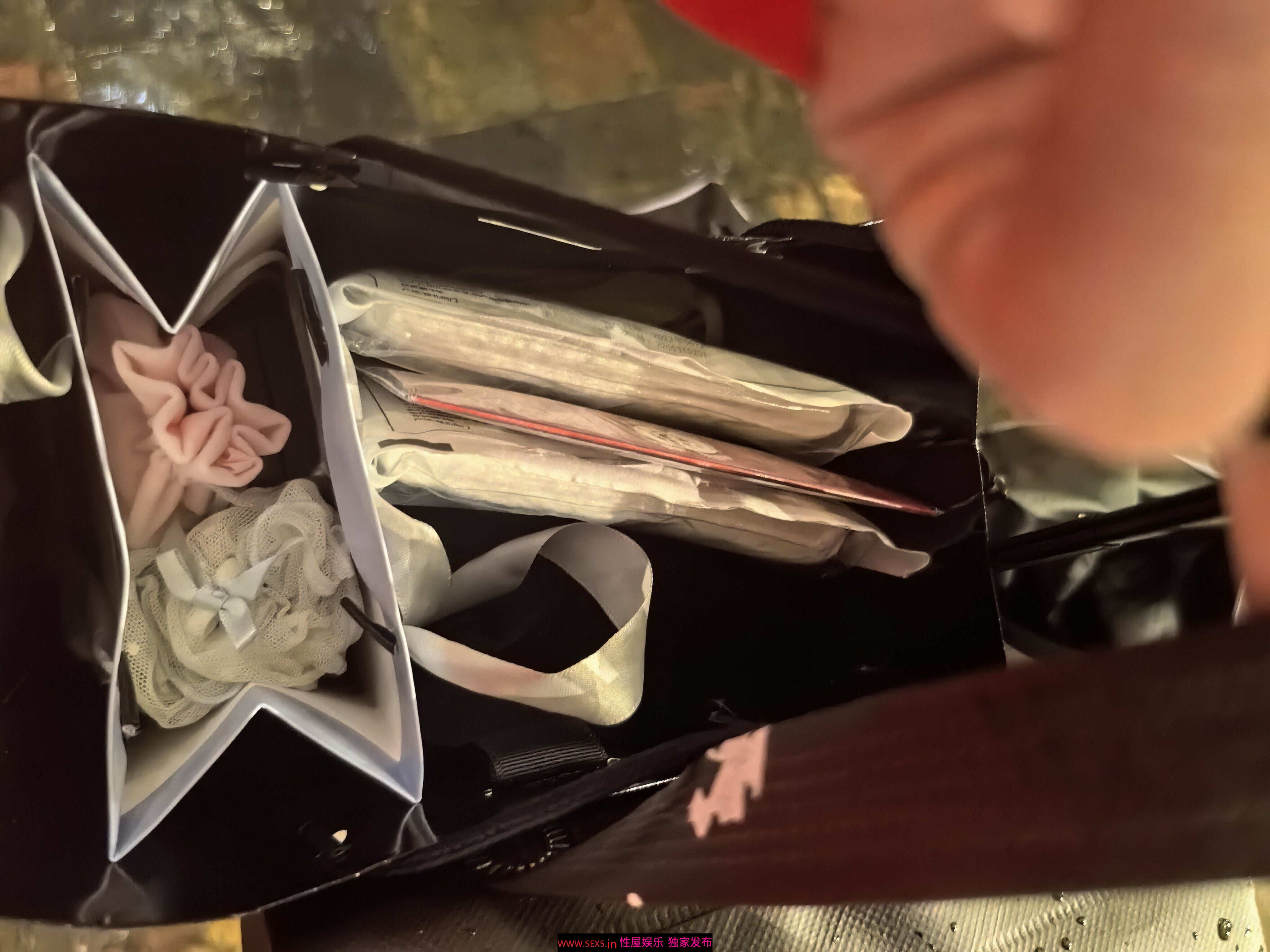 斯文骚妻第三弹，结婚纪念日的疯狂[23P]